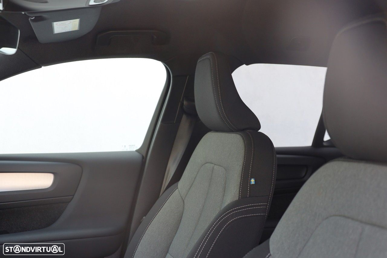 Volvo XC 40 1.5 T2 Plus Dark Auto - 8