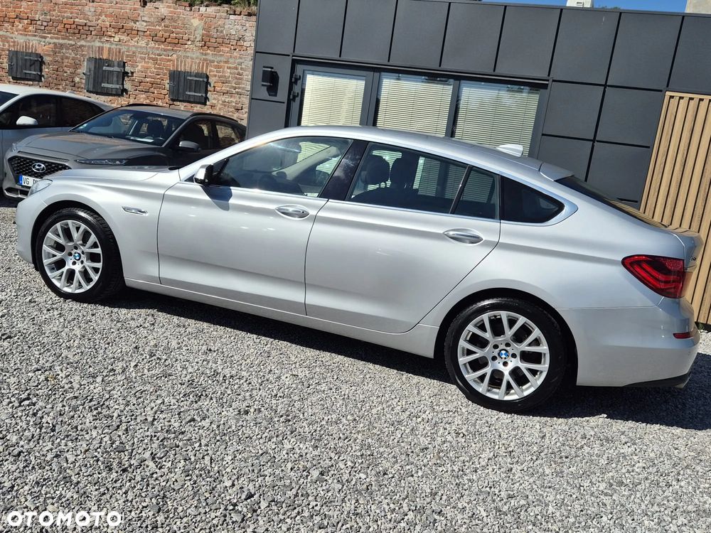 BMW 5GT - 7