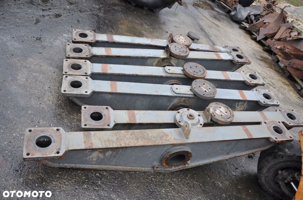 WAHADŁO WSPORNIK RAMY TEREX TA30 TA27 TA25 - 3