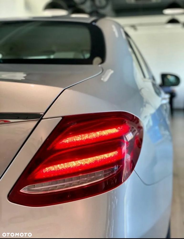 Mercedes-Benz Klasa E 220 d 9G-TRONIC - 9