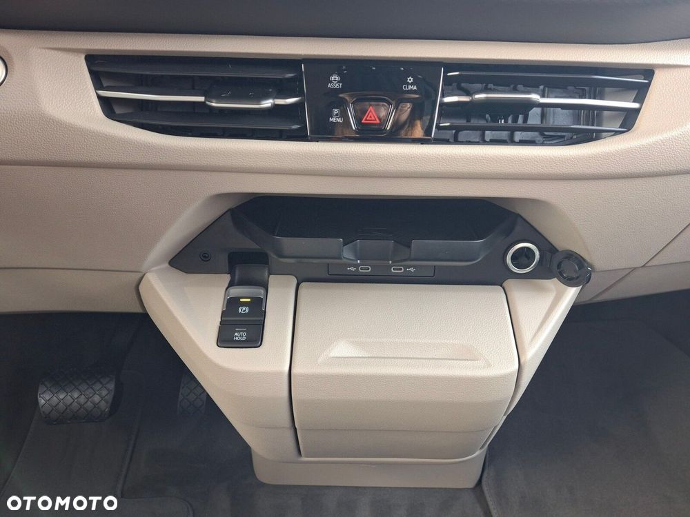 Volkswagen Multivan 2.0 TDI L2 Life DSG - 23