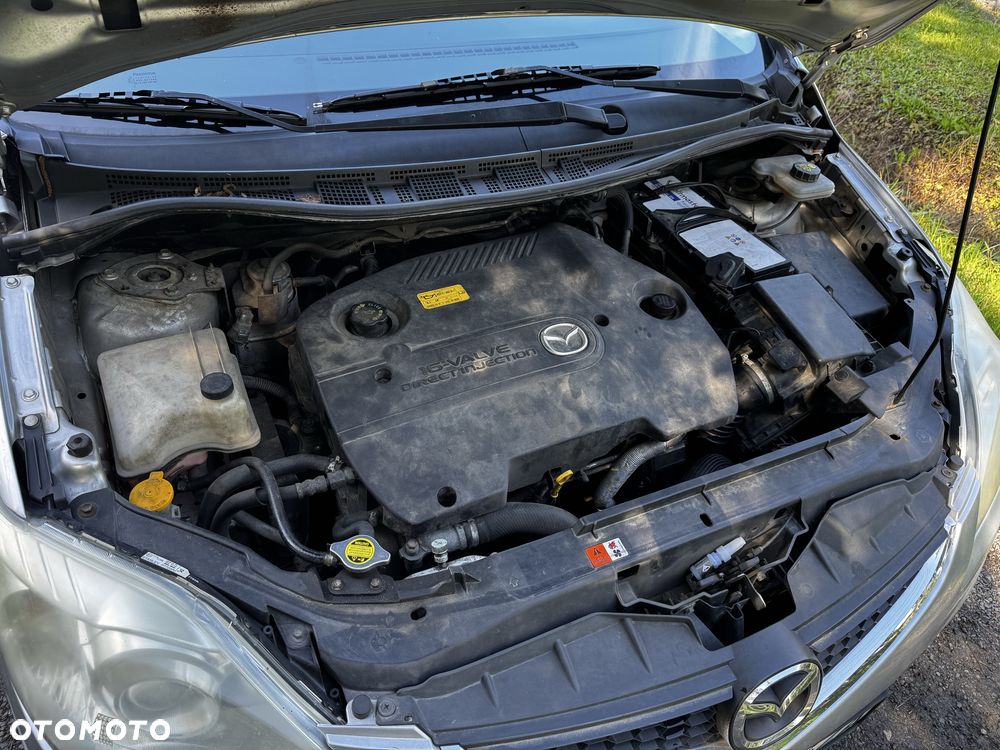 Mazda 5 - 7