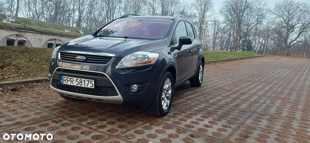 Ford Kuga 2.0 TDCi 4x4 Titanium - 9