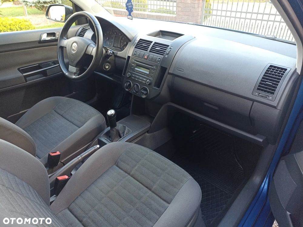 Volkswagen Polo 1.2 Tour - 32