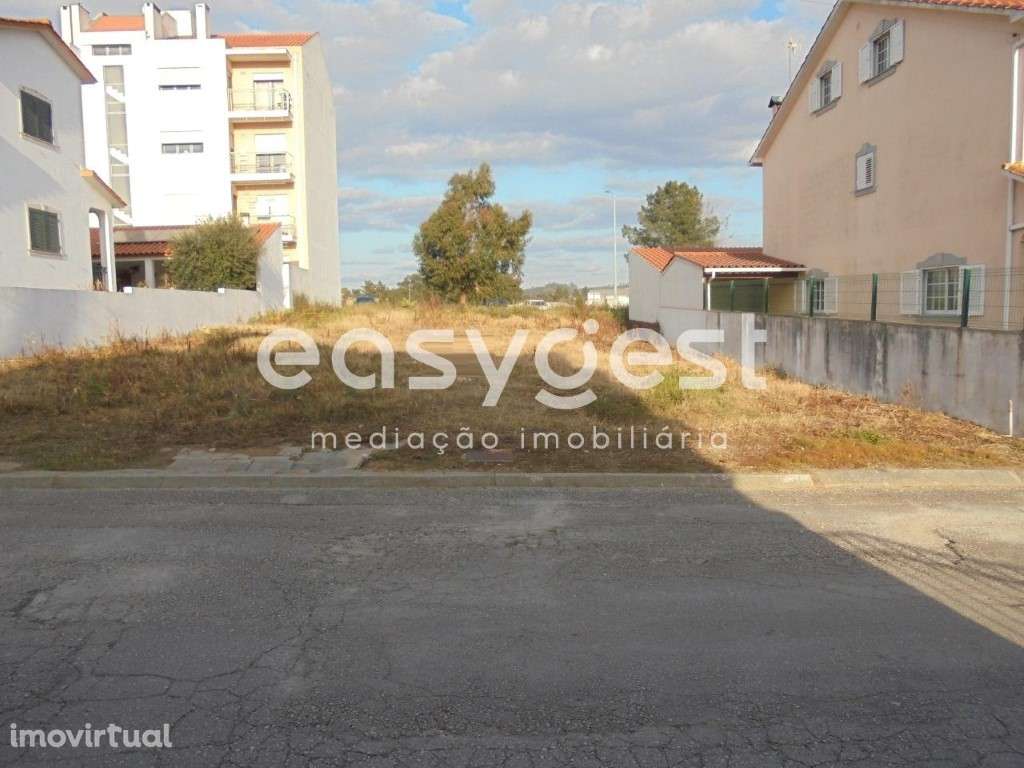 Lote de Terreno para construção de moradia isolada no Entroncamento - Grande imagem: 2/12