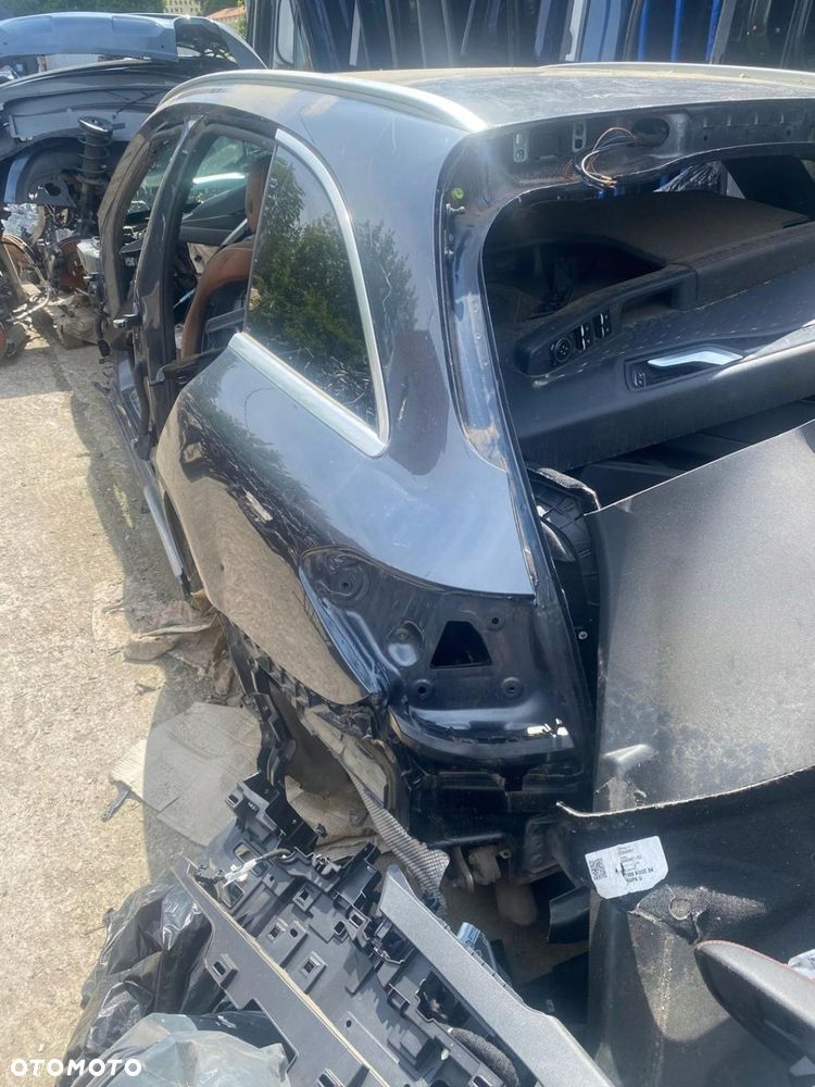 MERCEDES C-KLASA 205 KOMBI ĆWIARTKA TYLNA LEWA LUB PRAWA - 3
