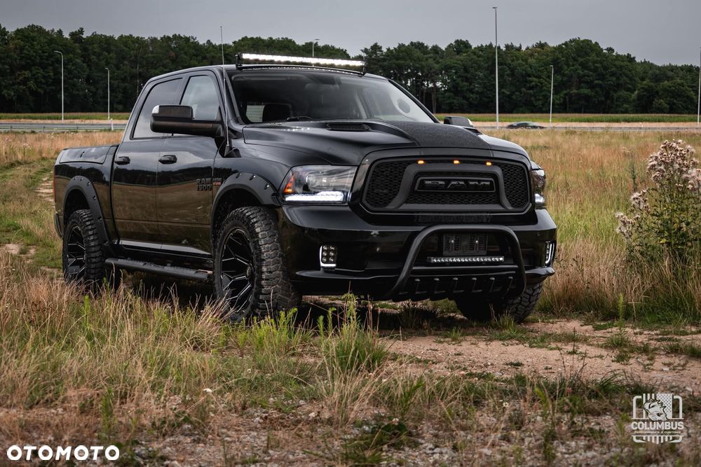 RAM 1500 Crew Cab Sport - 9