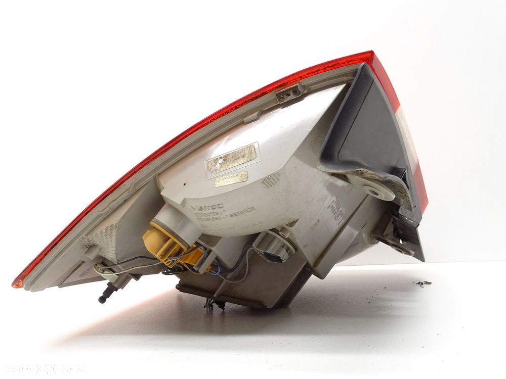 LAMPA PRAWA PRAWY TYŁ TYLNA SKODA OCTAVIA III KOMBI 5E9945096 - 6