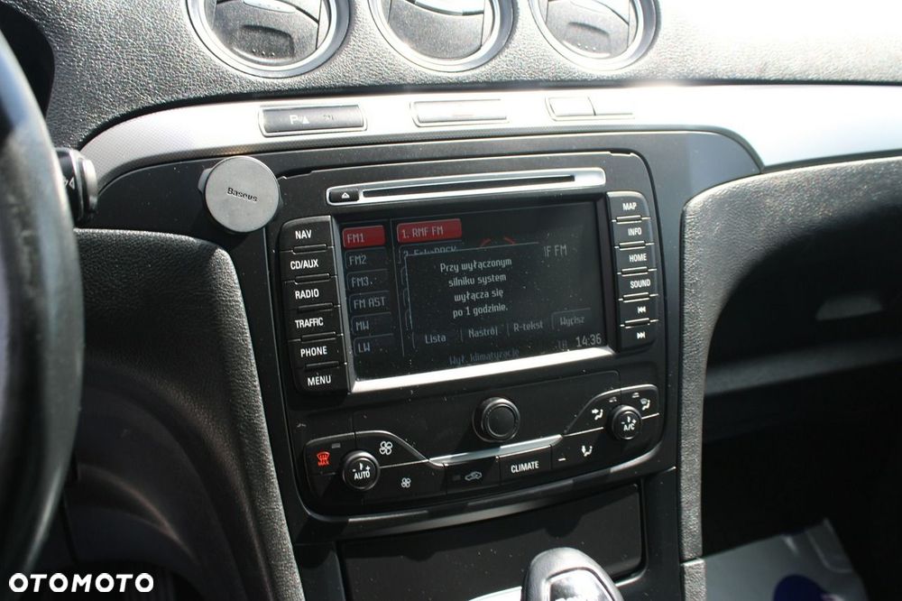 Ford S-Max - 22