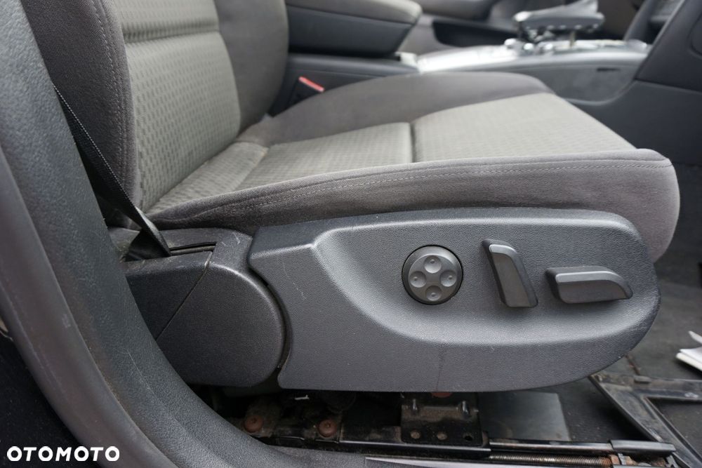 FOTEL PRZEDNI PRAWY A6 C6 KOMBI  AUDI 2004-2008 - 3