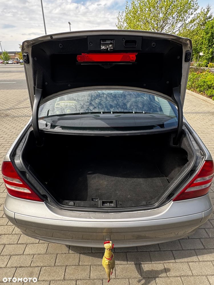 Mercedes-Benz Klasa C - 12