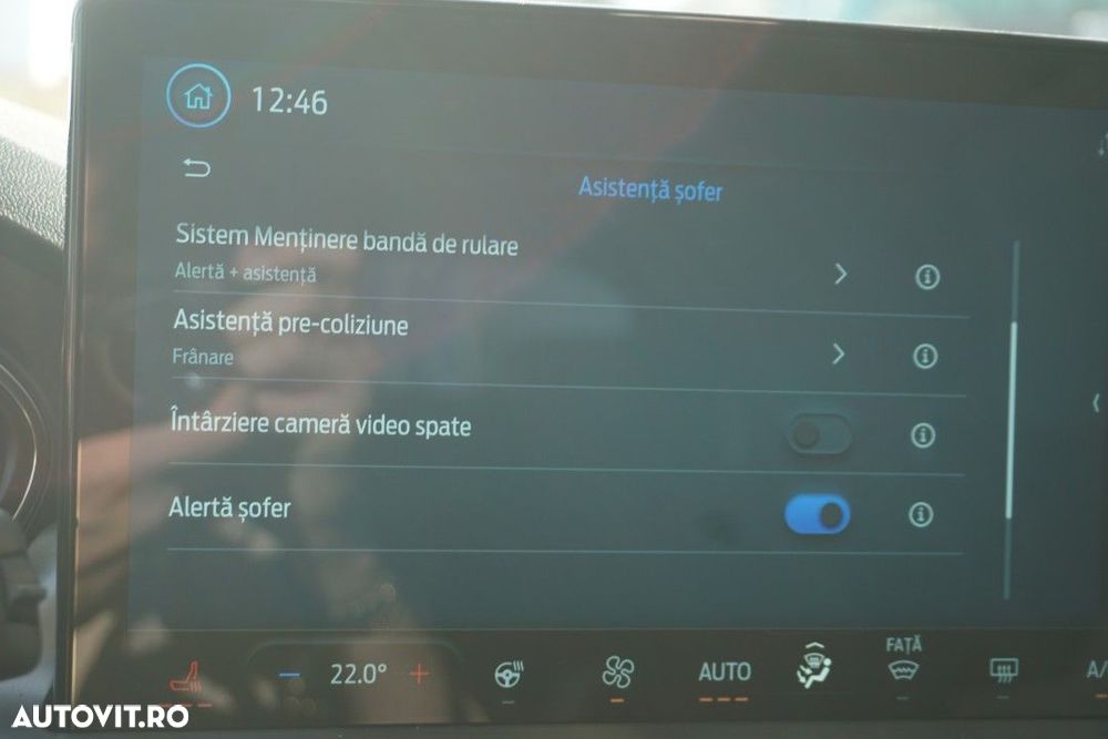 Ford Focus 1.5 EcoBlue 8AT Titanium X - 13