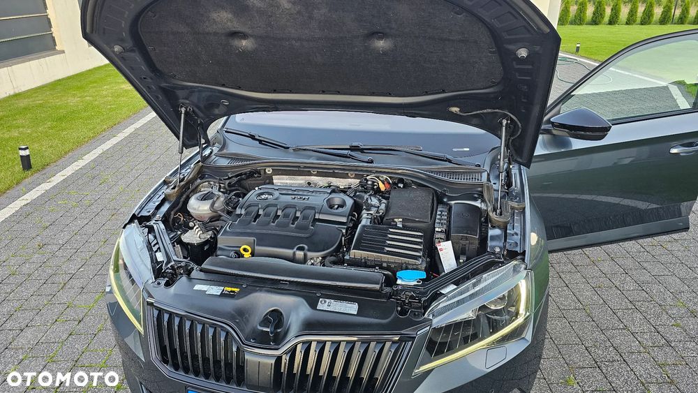 Skoda Superb 2.0 TDI DSG Sportline - 21