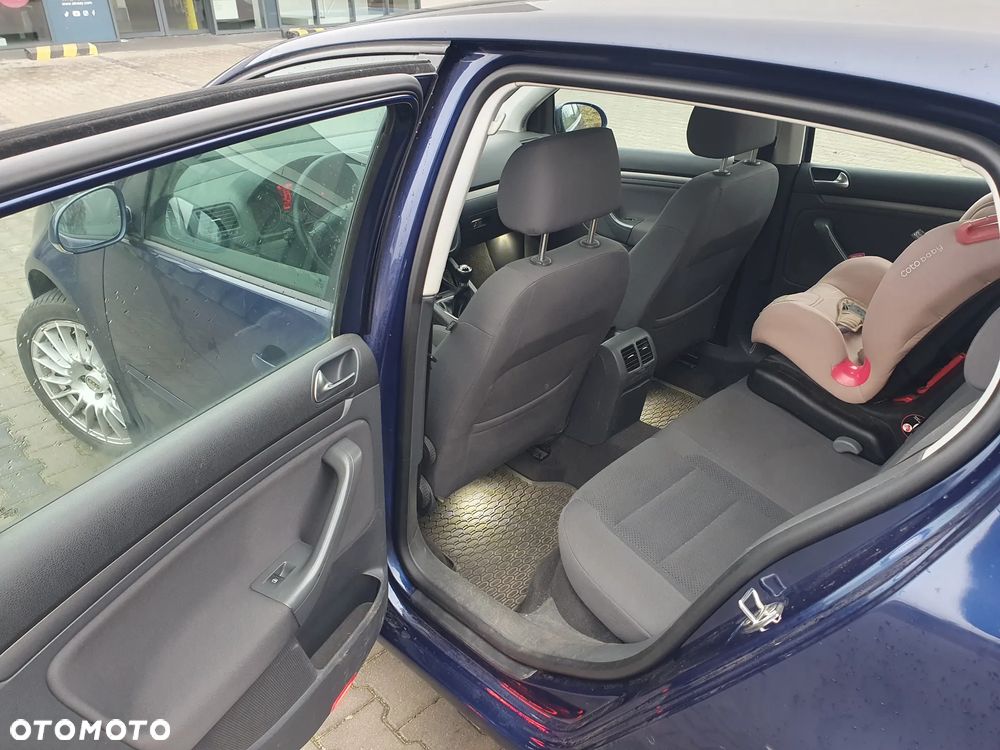 Volkswagen Golf V 1.4 Comfortline - 4