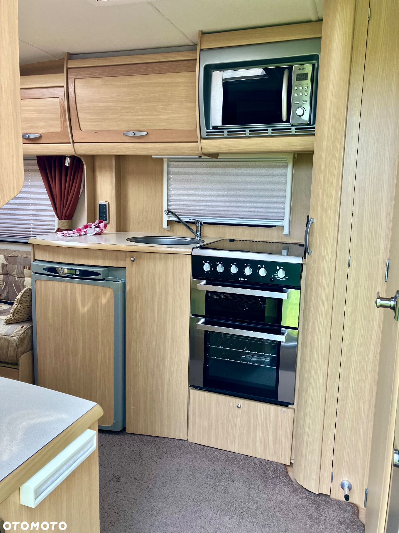 SWIFT Abbey gts 215 - 31