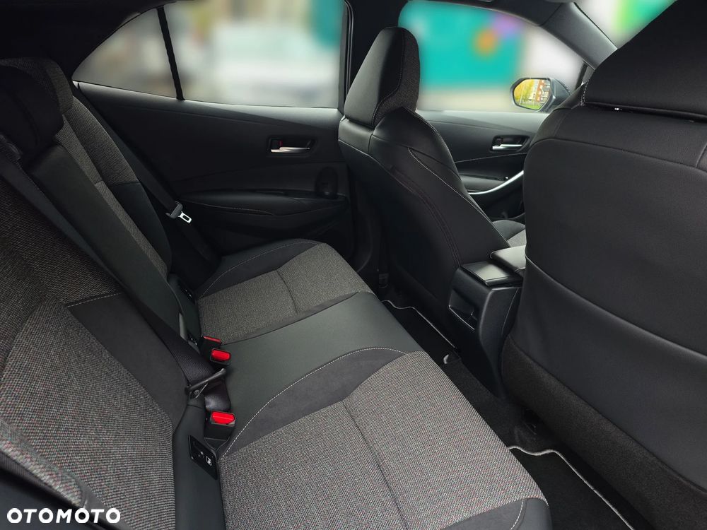 Toyota Corolla 1.8 Hybrid Style - 13