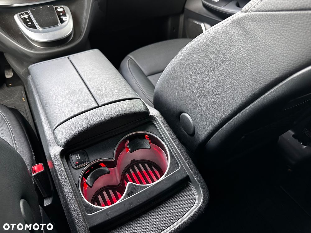 Mercedes-Benz EQV - 28