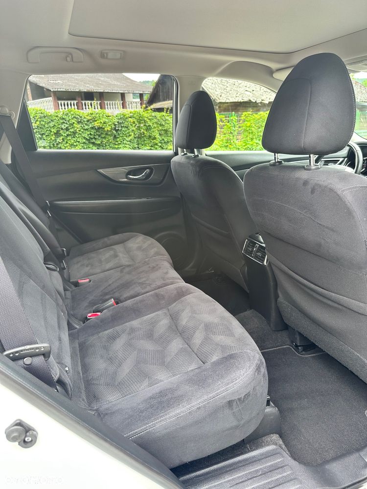 Nissan X-Trail 1.6 DIG-T Tekna - 28
