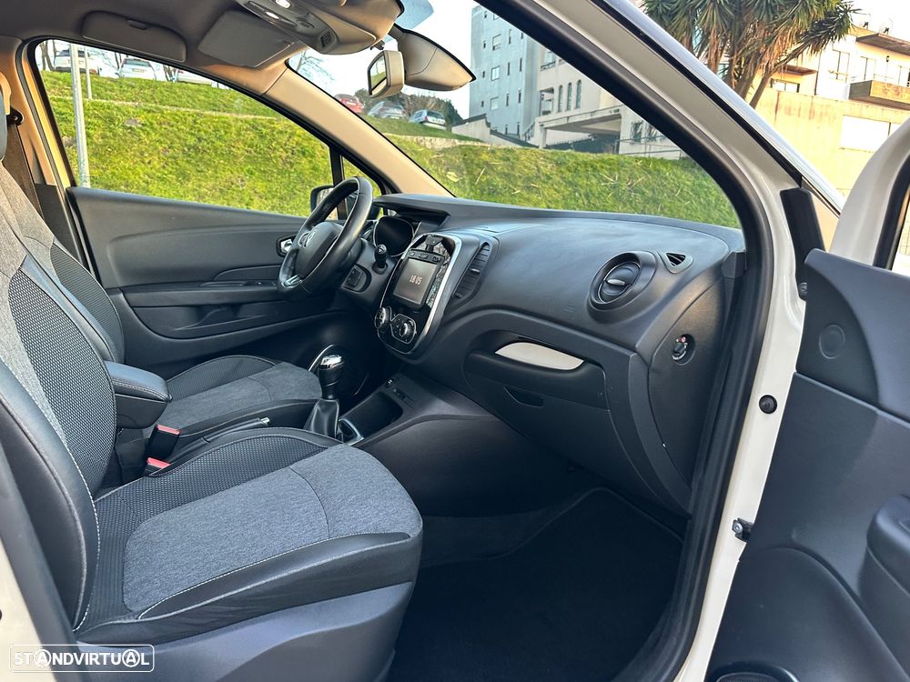 Renault Captur ENERGY TCe 90 S&S Intens - 32