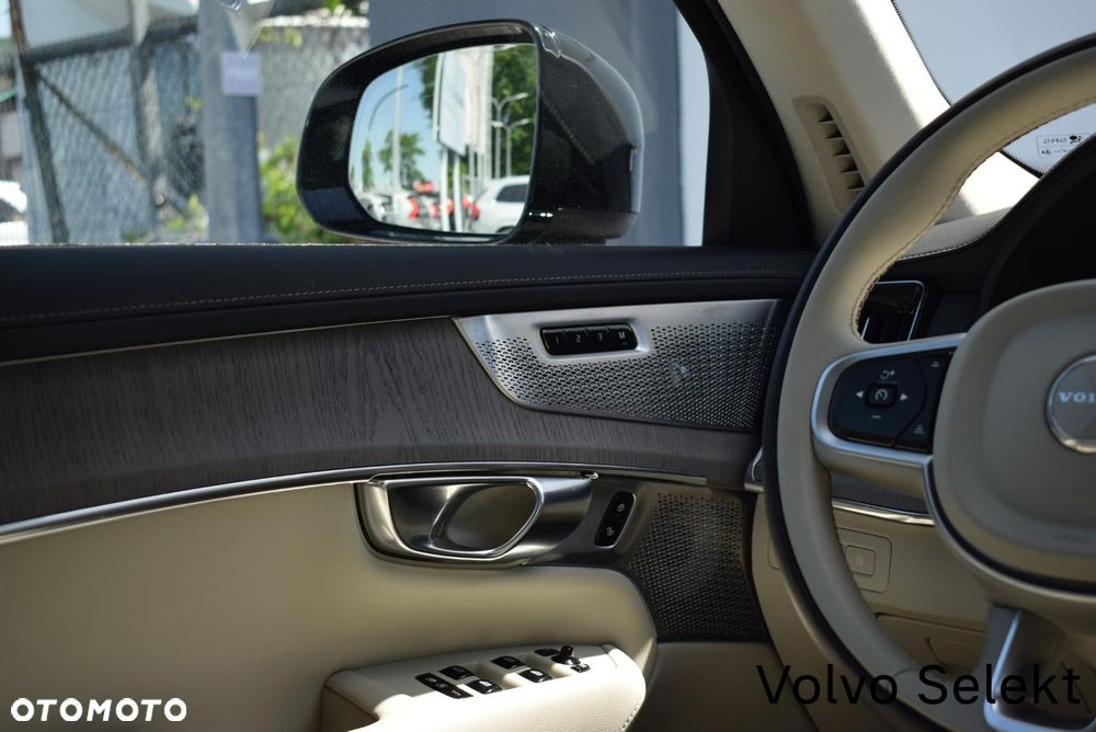 Volvo XC 90 - 17