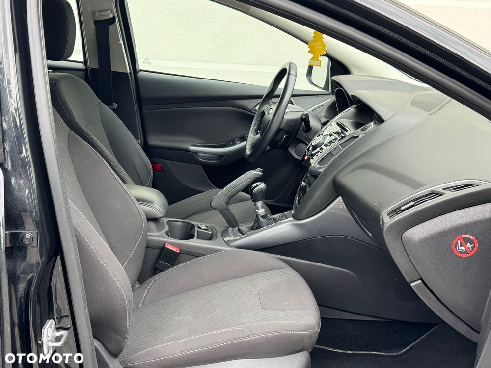 Ford Focus 1.6 EcoBoost Titanium - 21