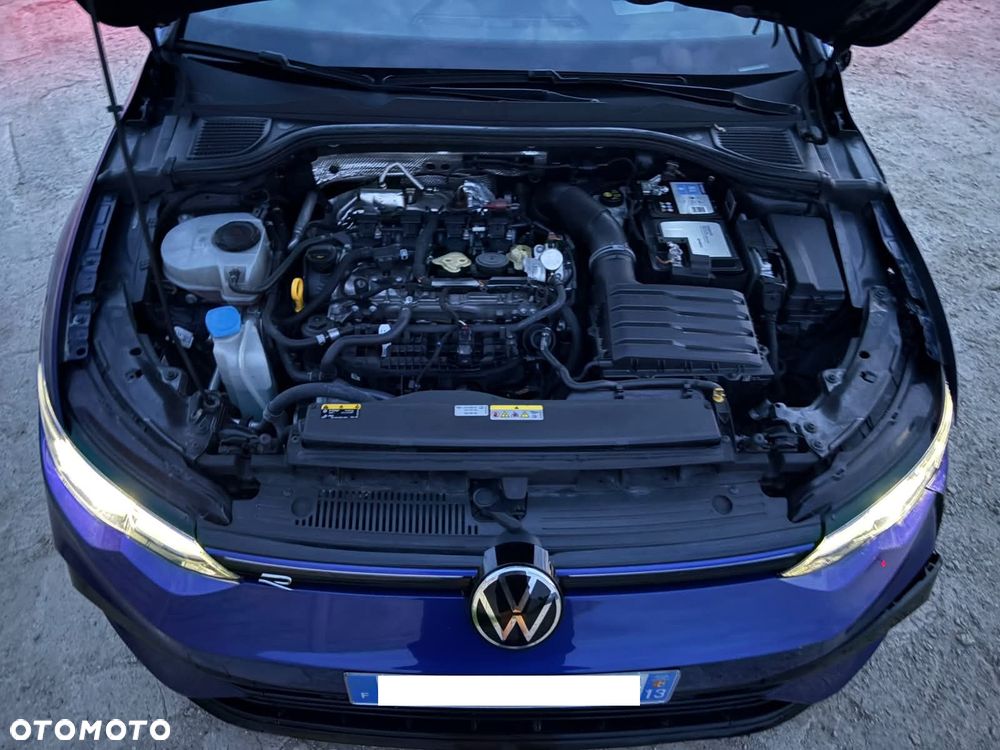Volkswagen Golf - 28