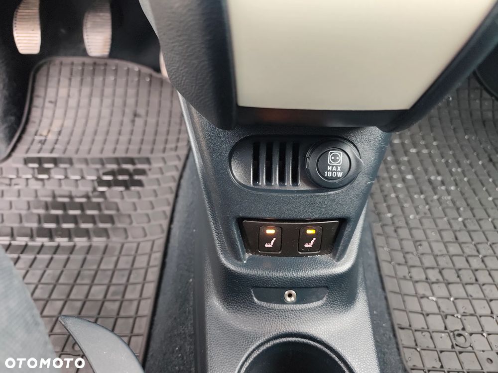 Ford KA 1.2 Titanium EU5 - 19