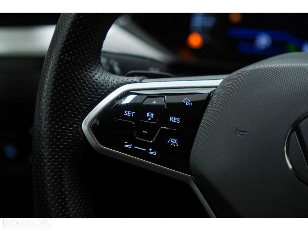 VW Arteon Shooting Brake 2.0 TDI R-Line DSG - 26