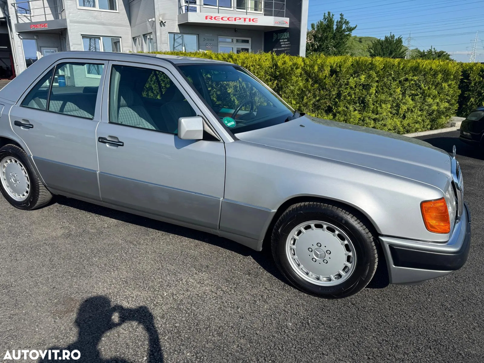 Mercedes-Benz E - 4