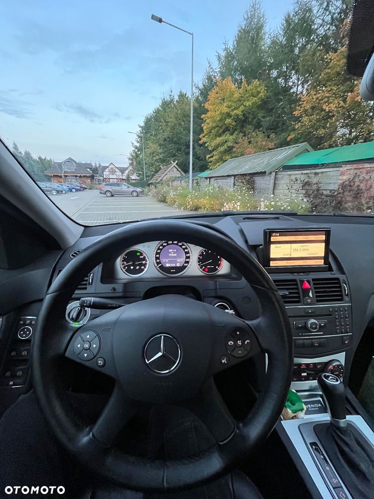 Mercedes-Benz Klasa C 300 7G-TRONIC Avantgarde - 8