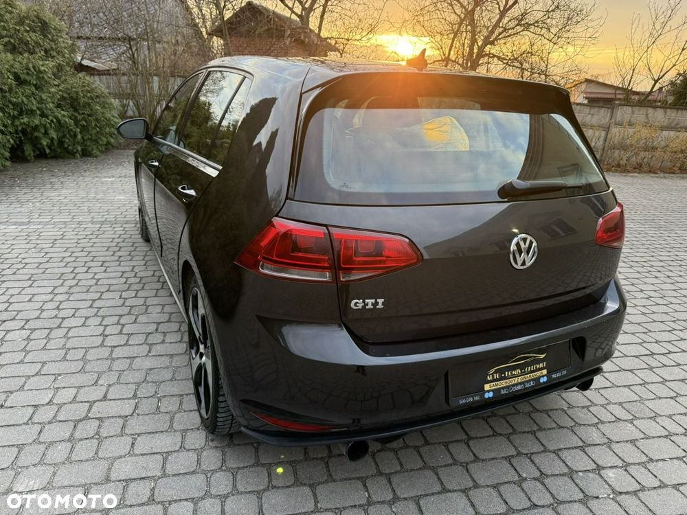 Volkswagen Golf 2.0 TSI BMT GTI Performance DSG - 9