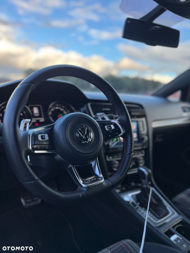Volkswagen Golf VII 2.0 TSI BMT GTI DSG - 33