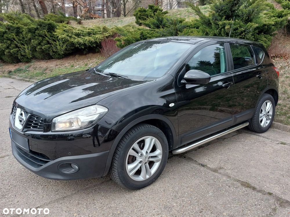 Nissan Qashqai - 1