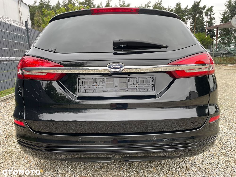 Ford Mondeo - 17