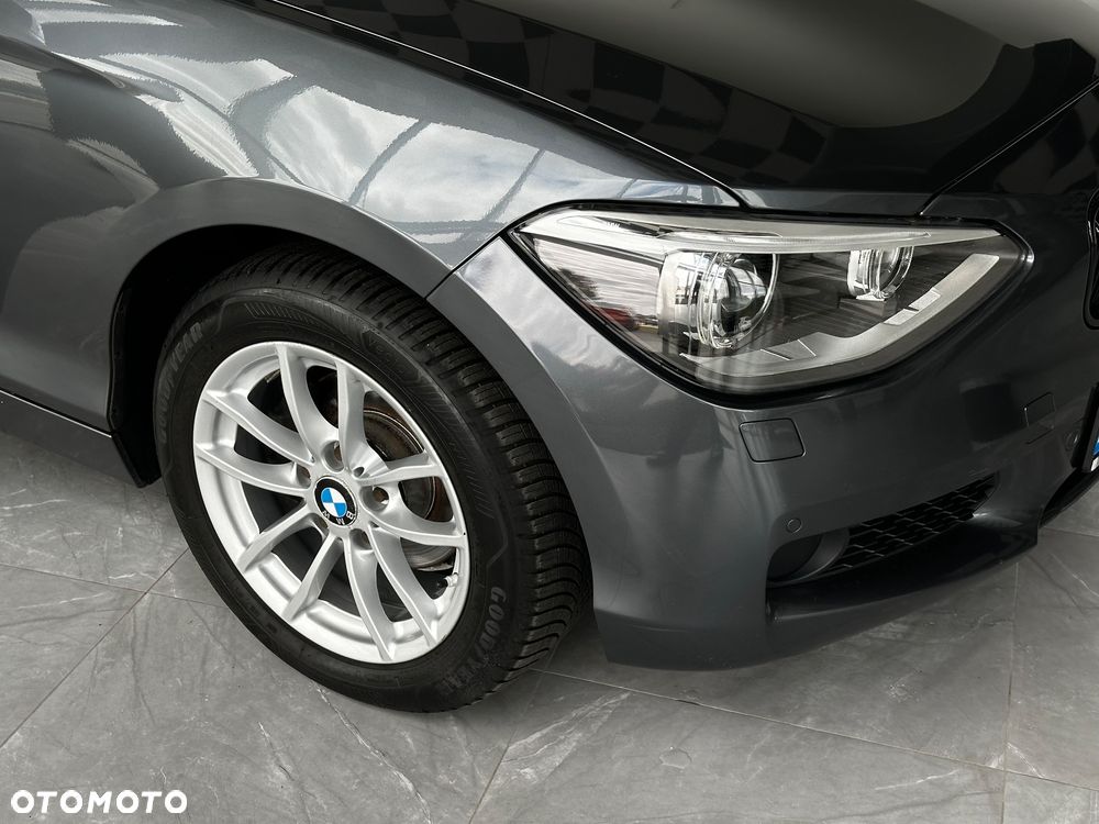 BMW Seria 1 116i - 30