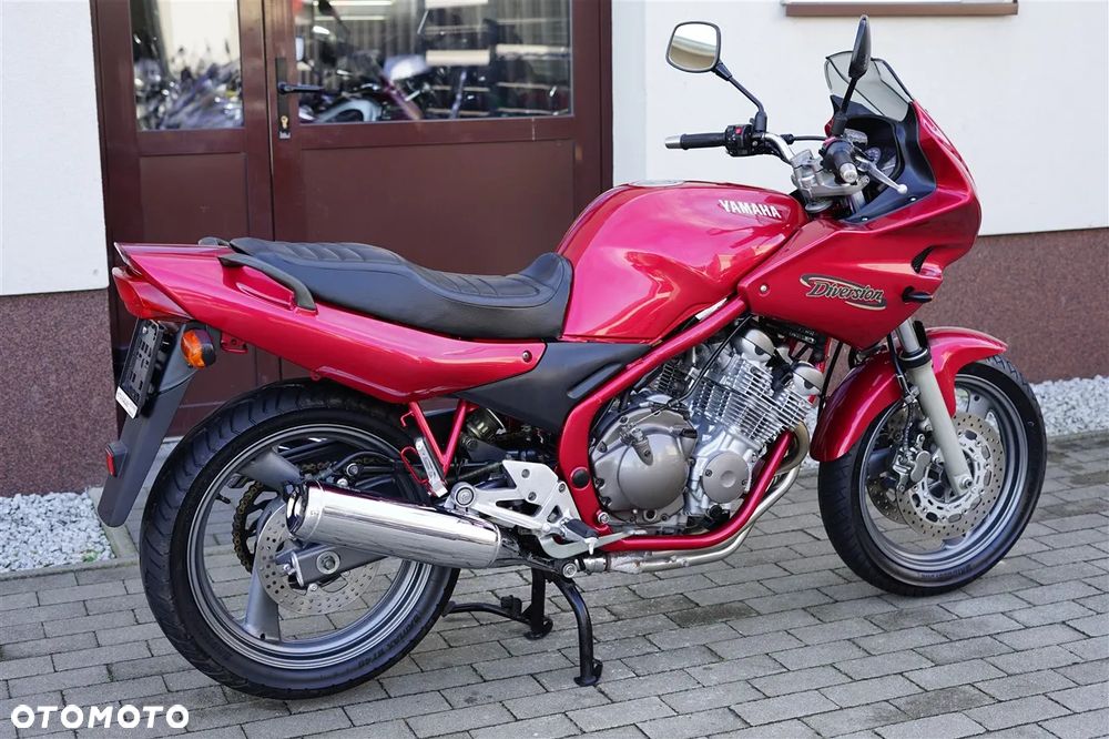 Yamaha XJ - 3