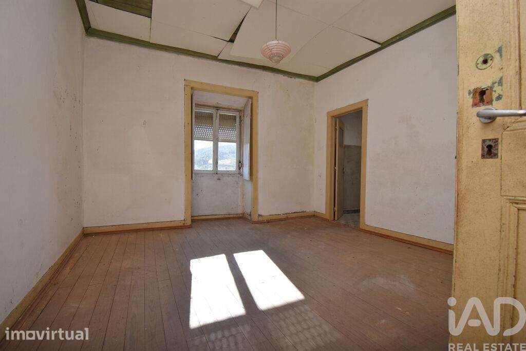 Moradia geminada T5 em São Miguel, Santa Eufémia e Rabaçal de 460 m2 - Grande imagem: 3/29