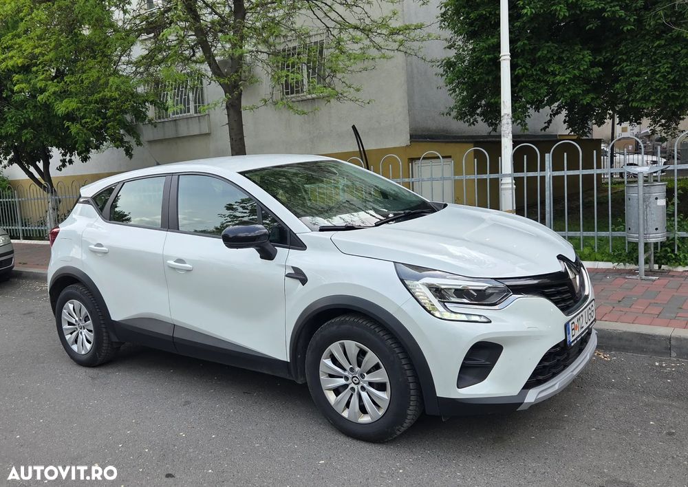 Renault Captur MHEV 140 Techno - 8