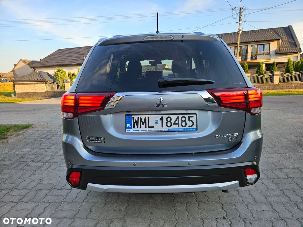 Mitsubishi Outlander 2.0 Intense Comfort 4WD CVT - 12
