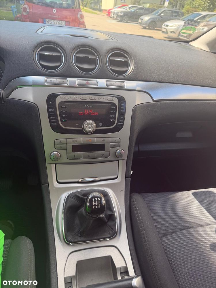 Ford S-Max 2.0 Titanium - 20