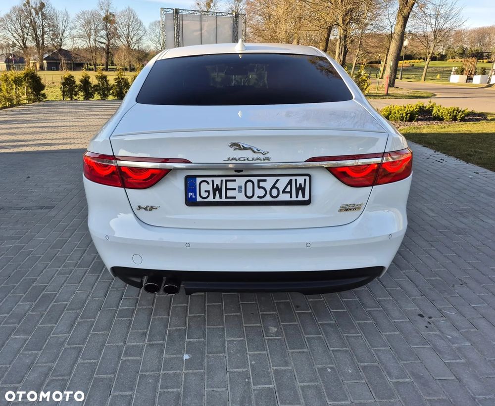 Jaguar XF 2.0 i4D AWD Prestige - 22
