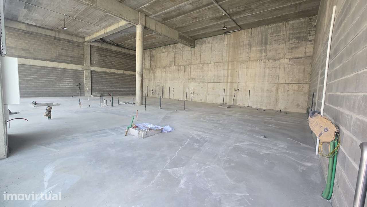 Loja para Arrendamento em Azurém – Guimarães | 278 m² - Grande imagem: 3/13