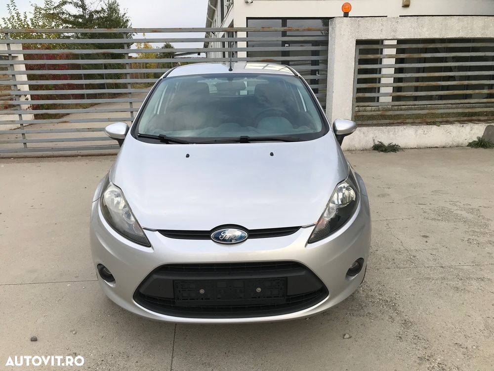 Ford Fiesta - 9