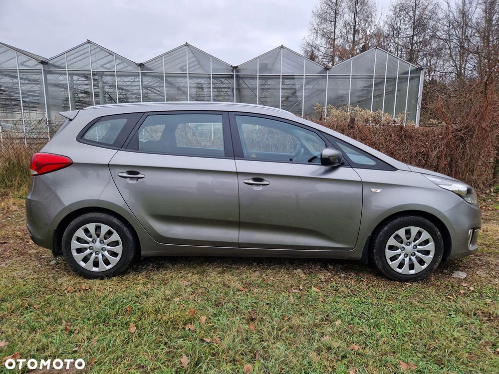 Kia Carens 1.6 GDI M EU6 - 2