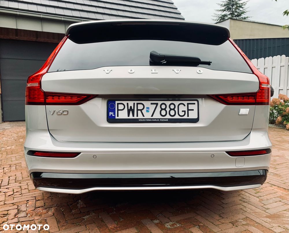 Volvo V60 T6 AWD Recharge Plus Dark - 15