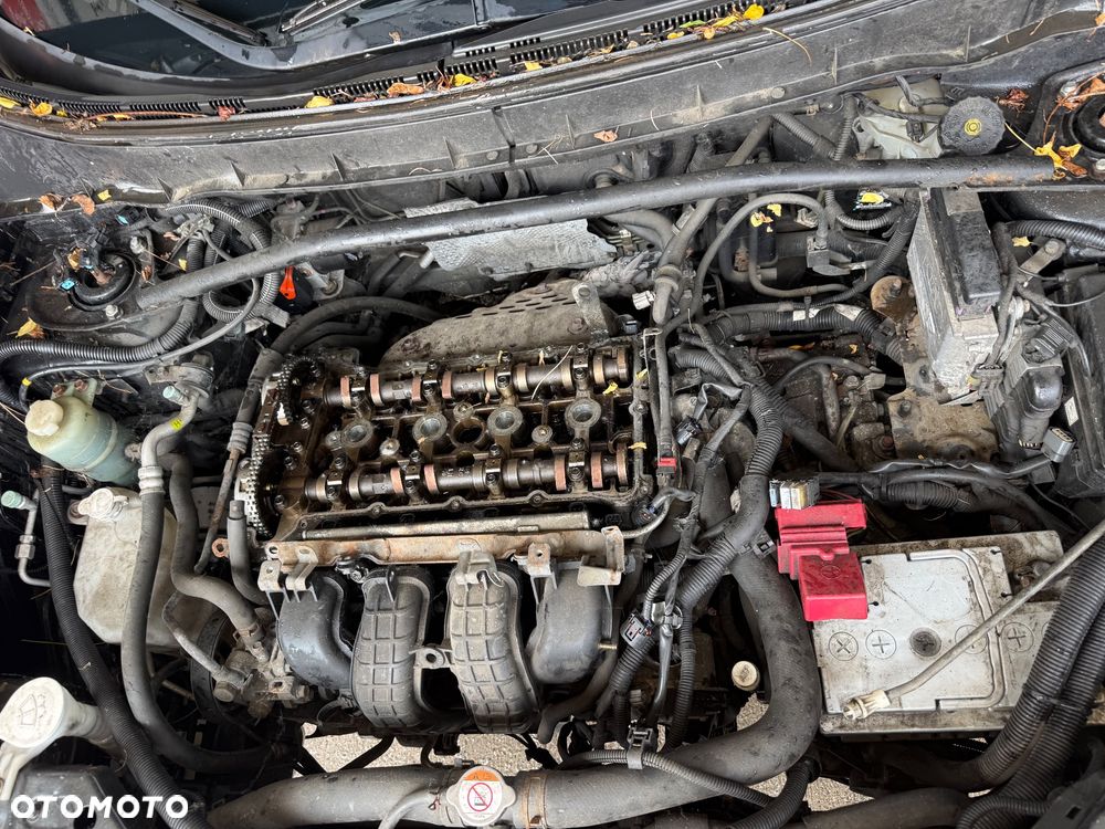 Mitsubishi Outlander 2.4 Intense + CVT - 16