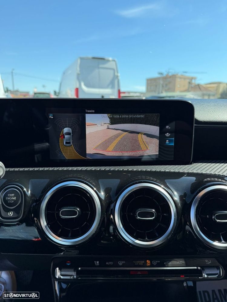 Mercedes-Benz A 180 - 32