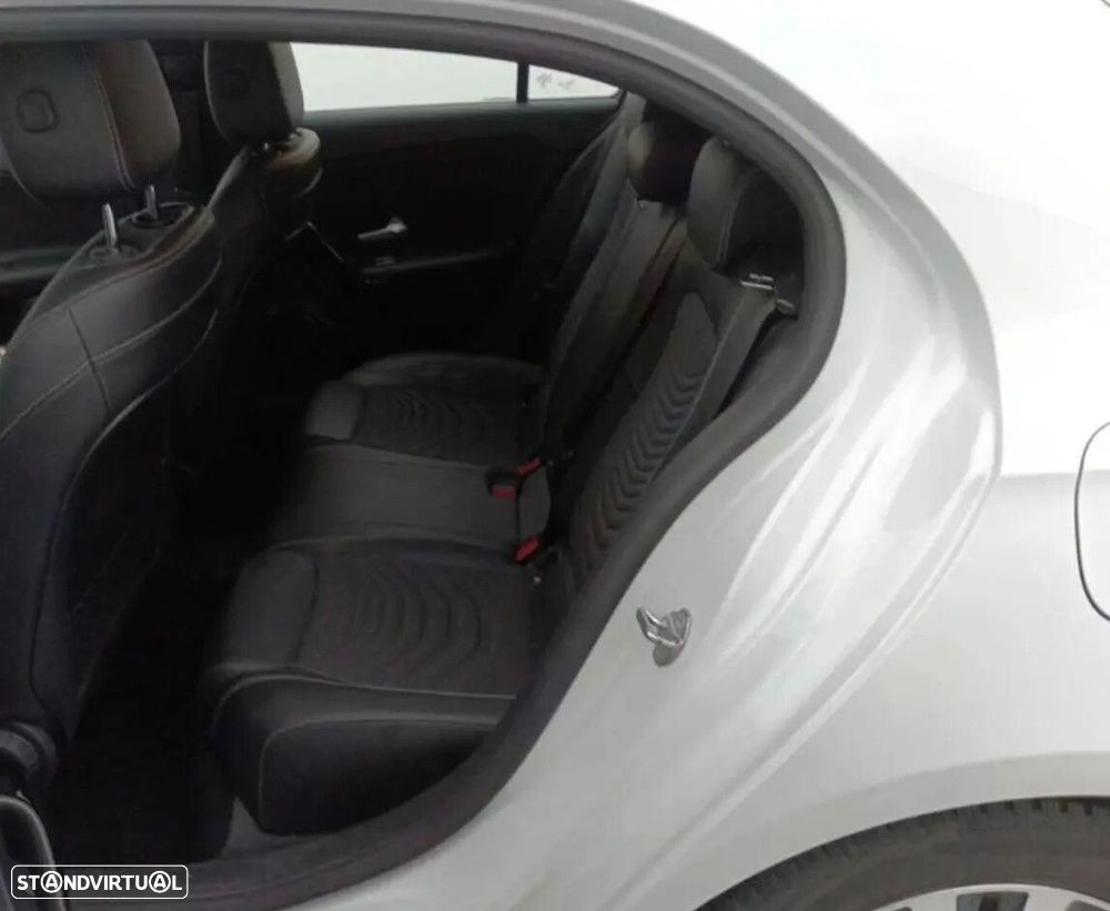 Mercedes-Benz A 180 d Progressive Aut. - 8