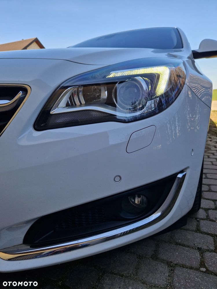 Opel Insignia - 36