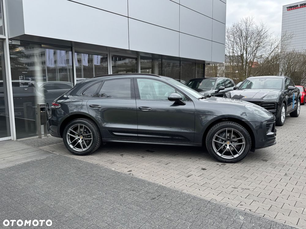 Porsche Macan Standard - 3